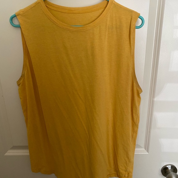 lululemon tank